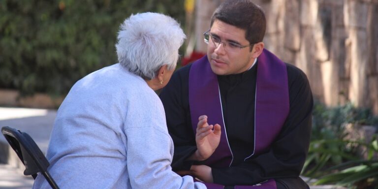 A Confissão: direto com Deus ou com o sacerdote?
