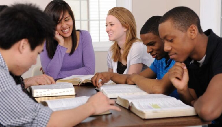 Un diálogo entre amigos católicos y evangélicos sobre el pecado