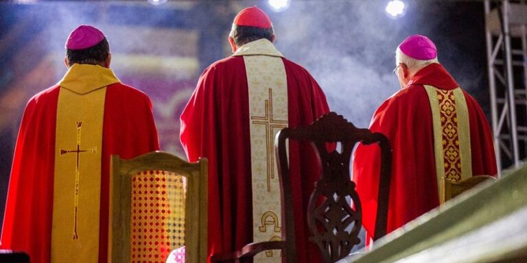 Como responder às acusações de imoralidade contra a Igreja